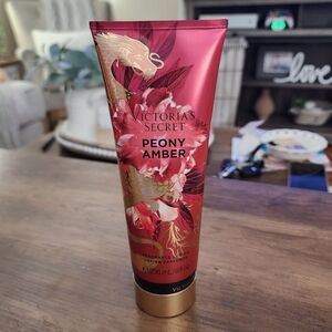 Victoria's Secret | Peony Amber Fragrance Lotion